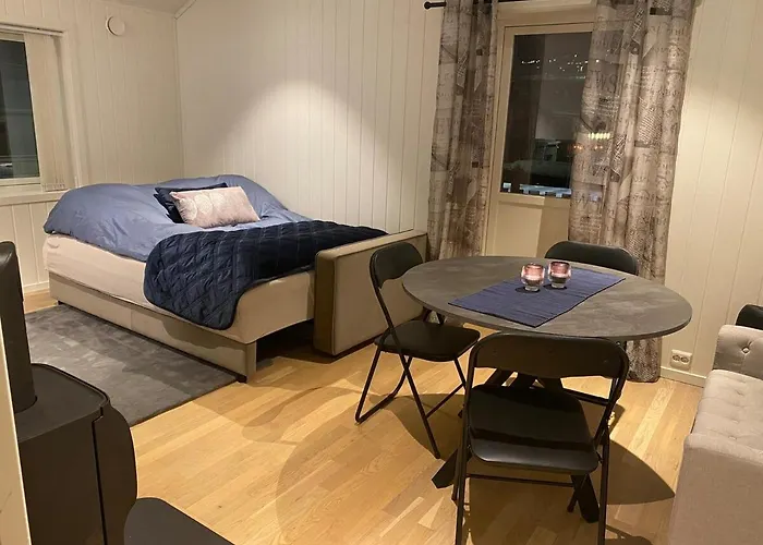 By The Center Free Parking Newly Renovated Apartamento *